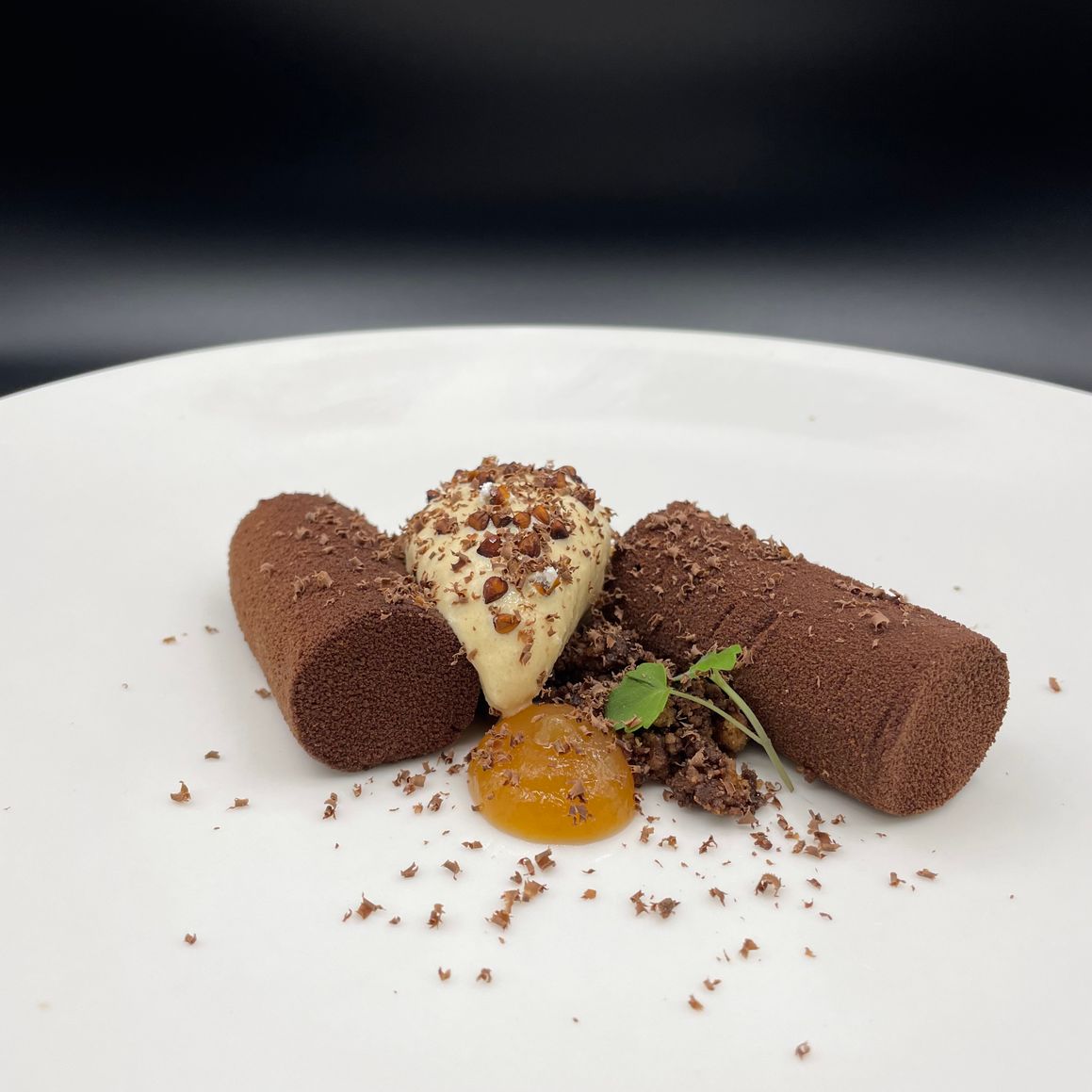 Chocolat fumé, glace barrique, pralin sarrasin